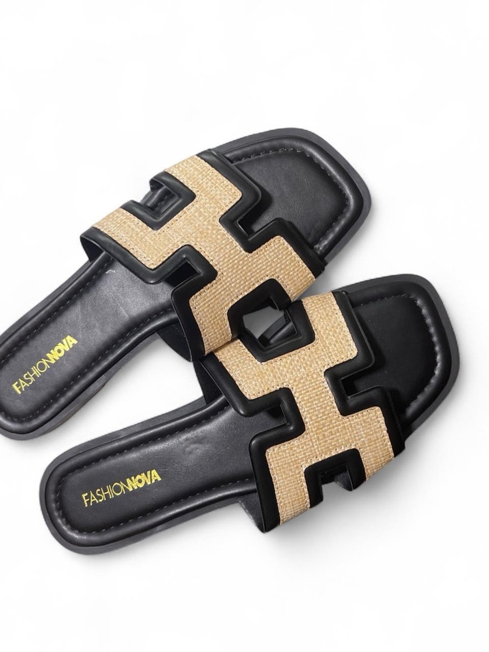 Fashion Nova Black & Tan Raffia Slide Sandals